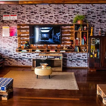 Brazilian Cult Hostel Куритиба Экстерьер фото